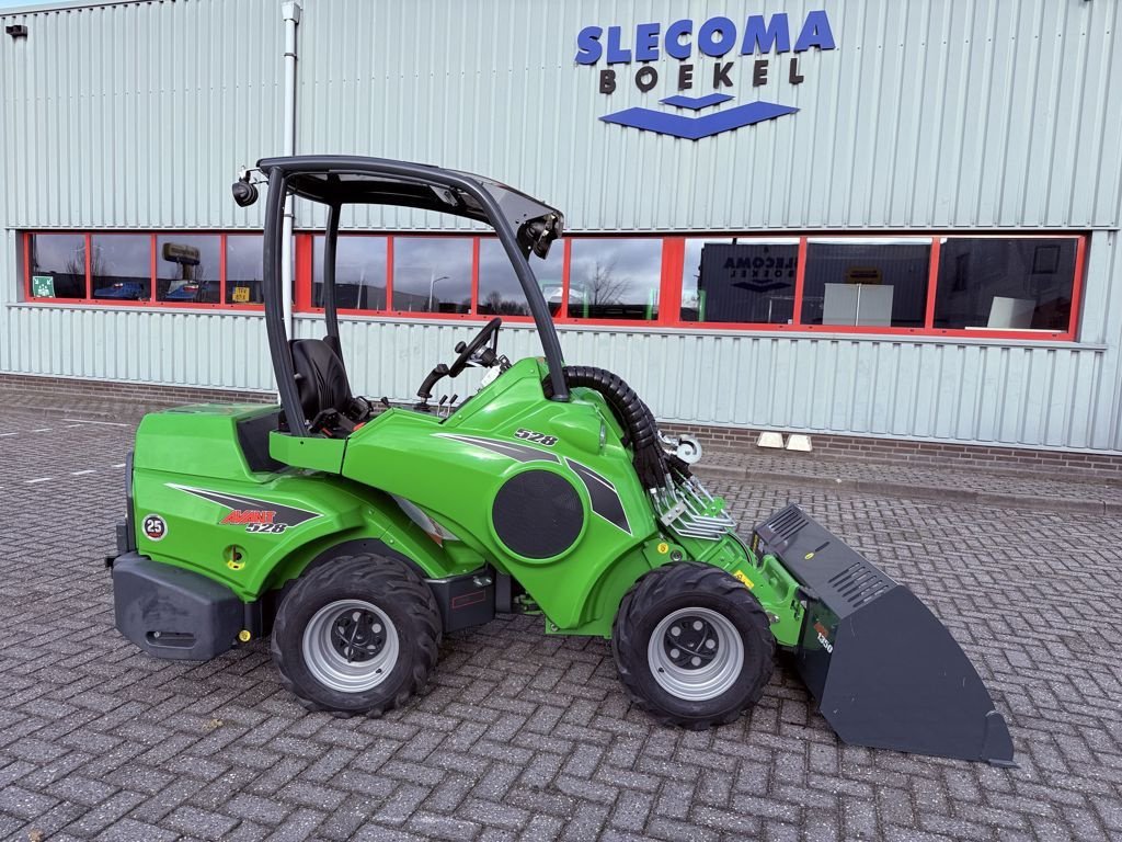 Radlader tipa Avant 528 TDL Optidrive, Neumaschine u BOEKEL (Slika 8)