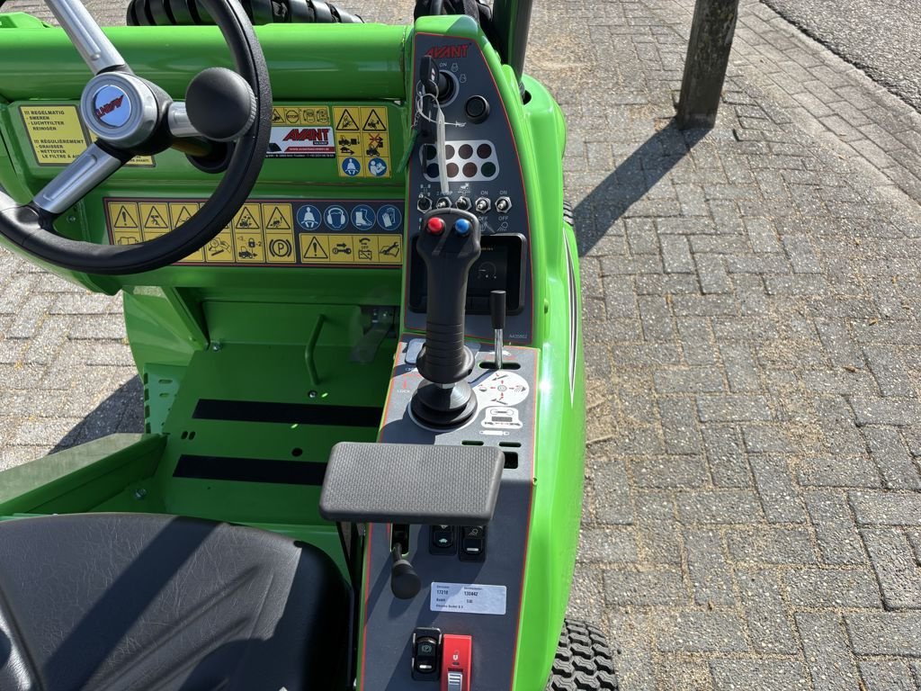 Radlader του τύπου Avant 530 TDL, Neumaschine σε BOEKEL (Φωτογραφία 8)