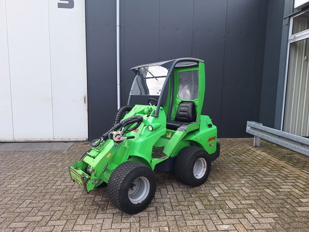 Radlader типа Avant 635, Gebrauchtmaschine в MARIENHEEM (Фотография 3)