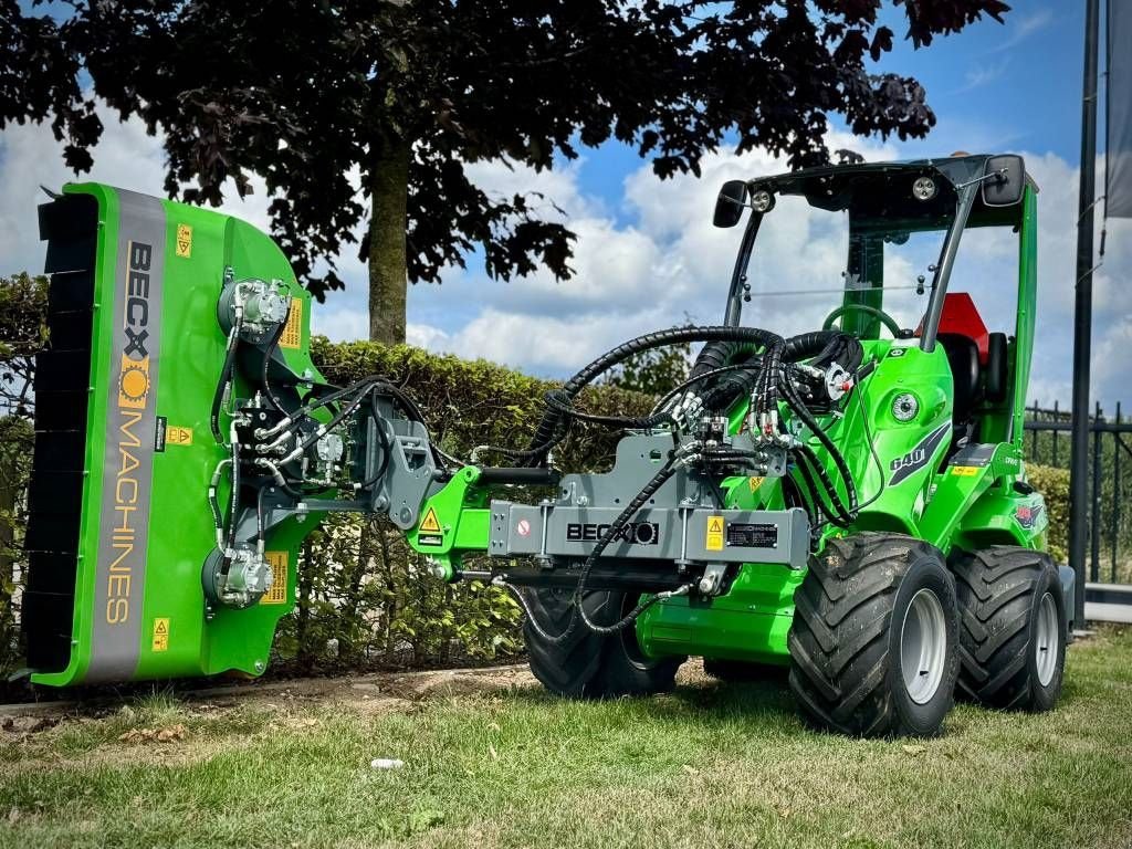 Radlader типа Avant 640i TDS met Becx WLA60 + HS131HR Heggensnoeier, Gebrauchtmaschine в Erichem (Фотография 1)