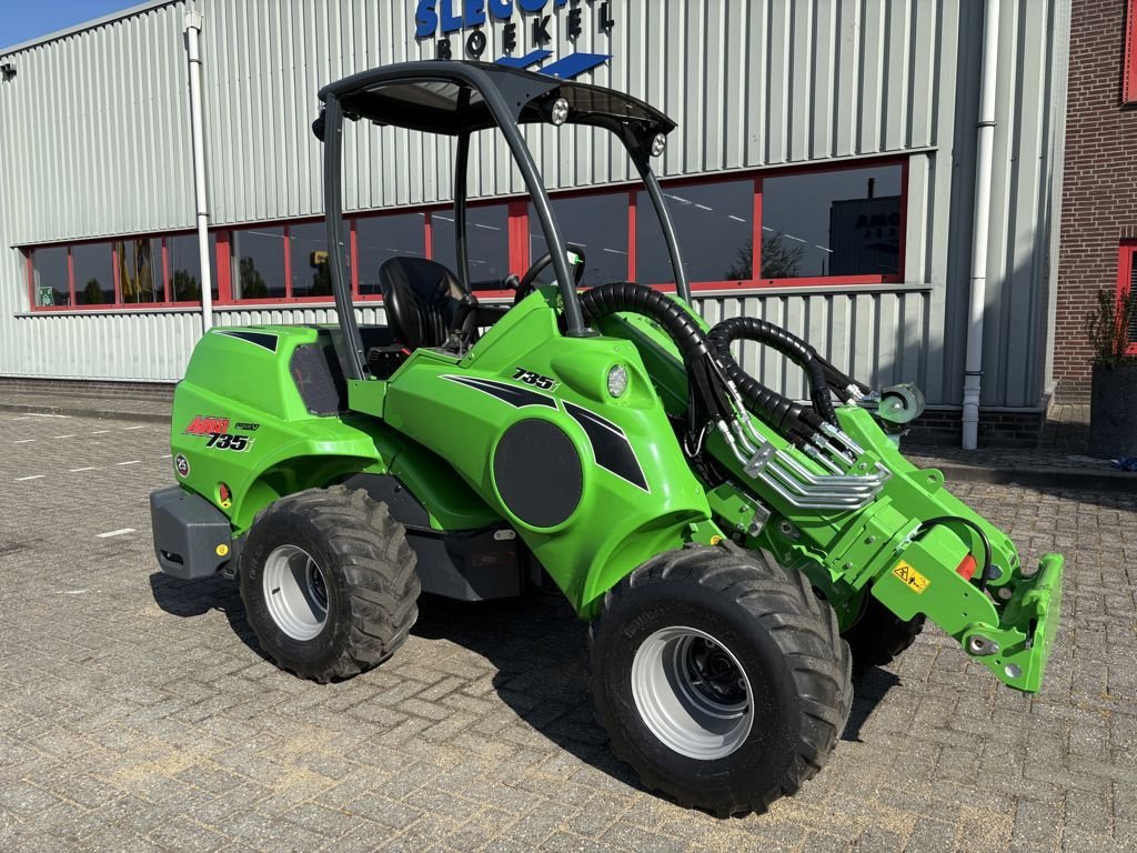 Radlader of the type Avant 735i TDL, Neumaschine in BOEKEL (Picture 4)