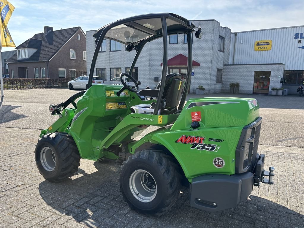 Radlader of the type Avant 735i TDL, Neumaschine in BOEKEL (Picture 2)