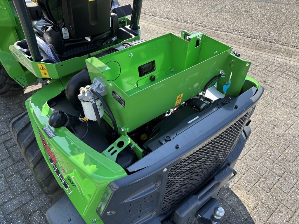 Radlader of the type Avant 735i TDL, Neumaschine in BOEKEL (Picture 10)