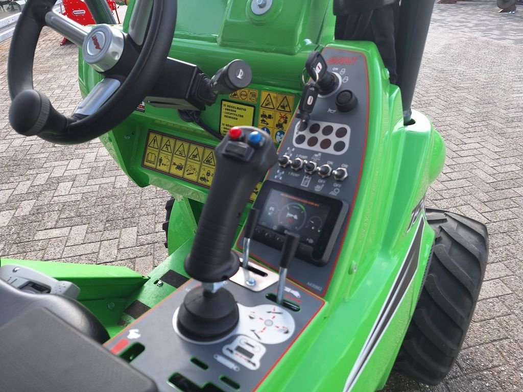 Radlader typu Avant 755i, Neumaschine v MARIENHEEM (Obrázek 11)