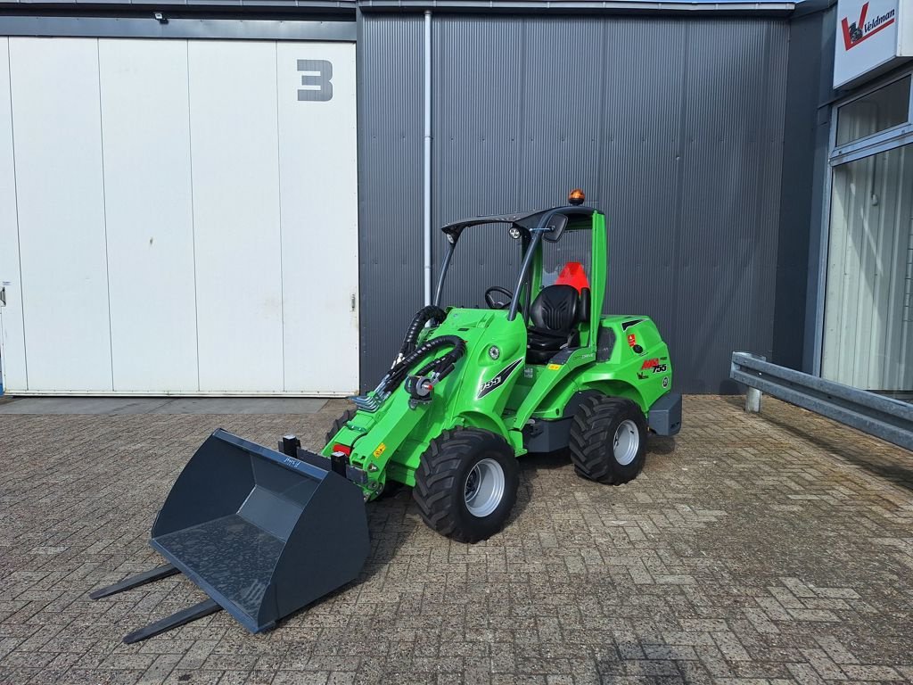 Radlader typu Avant 755i, Neumaschine v MARIENHEEM (Obrázek 3)