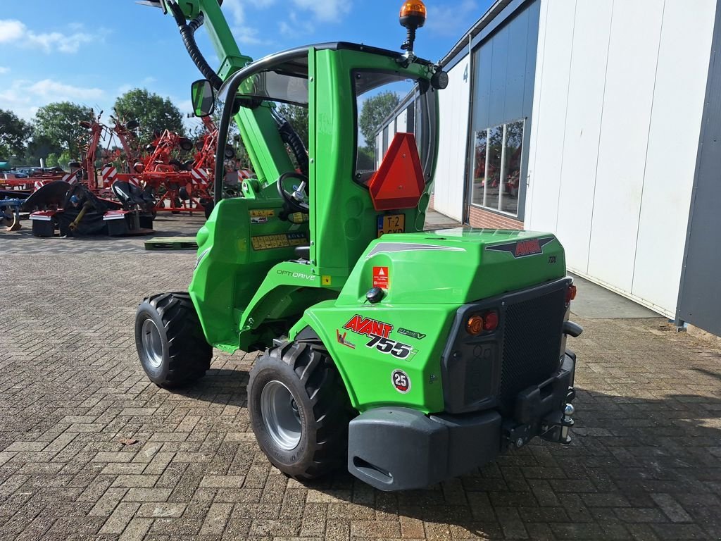 Radlader typu Avant 755i, Neumaschine v MARIENHEEM (Obrázek 5)