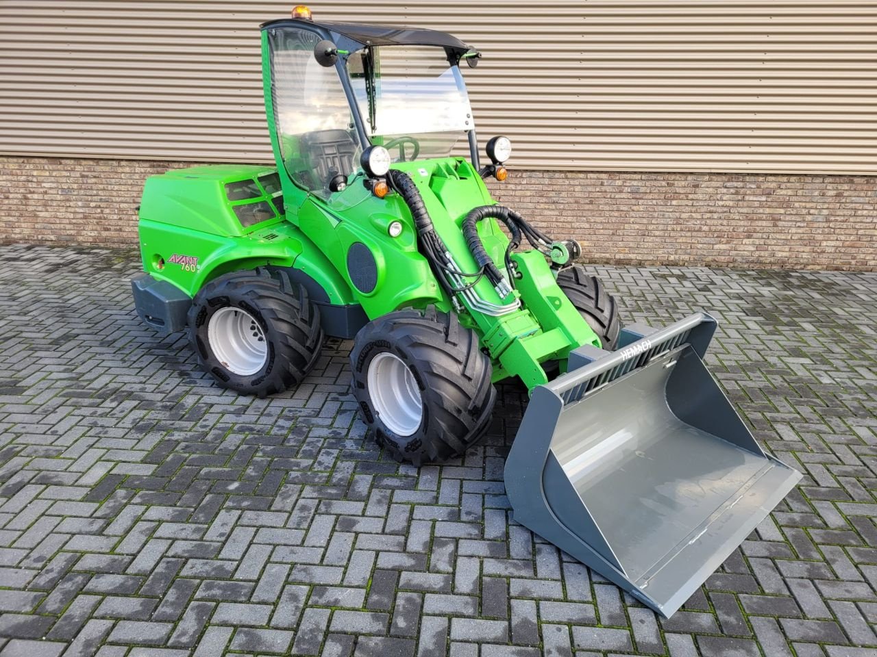 Radlader des Typs Avant 760i, Gebrauchtmaschine in Houten (Bild 6)