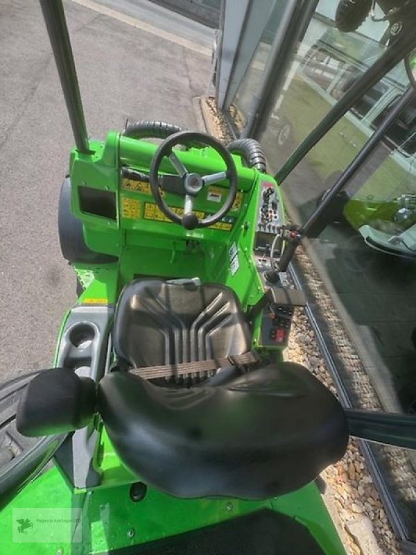 Radlader του τύπου Avant 860i Teleskopradlader Kompaktlader NUR 665 h BJ 2023, Gebrauchtmaschine σε Gevelsberg (Φωτογραφία 4)