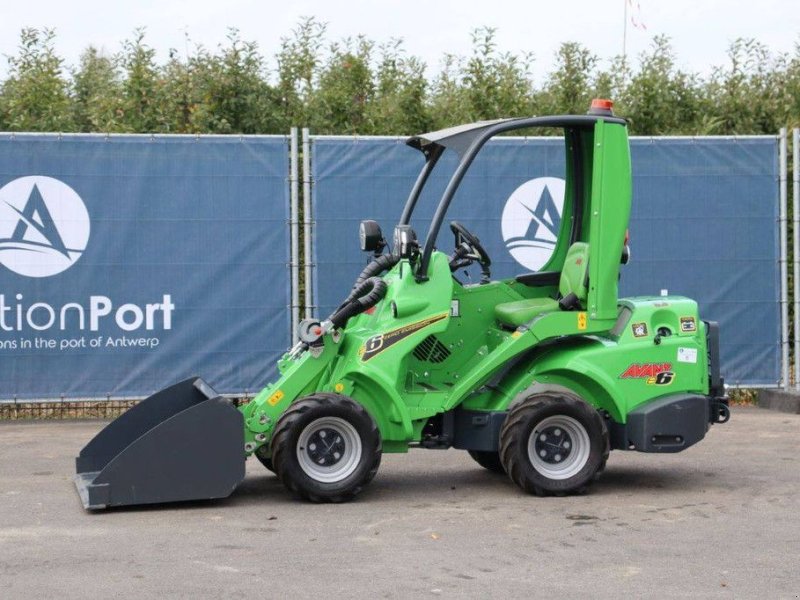 Radlader des Typs Avant E6, Neumaschine in Antwerpen (Bild 1)