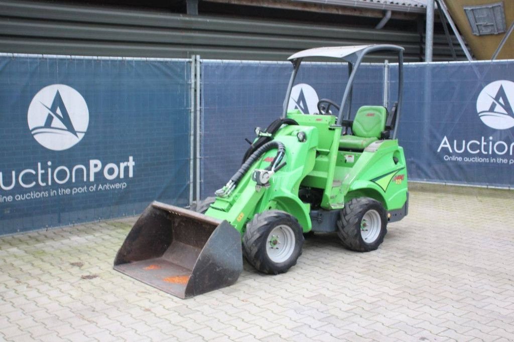 Radlader от тип Avant M528RIMCT, Gebrauchtmaschine в Antwerpen (Снимка 9)