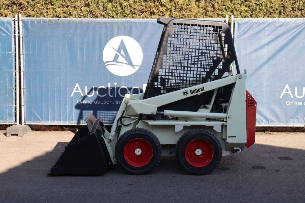 Radlader du type Bobcat 343, Gebrauchtmaschine en Antwerpen (Photo 2)