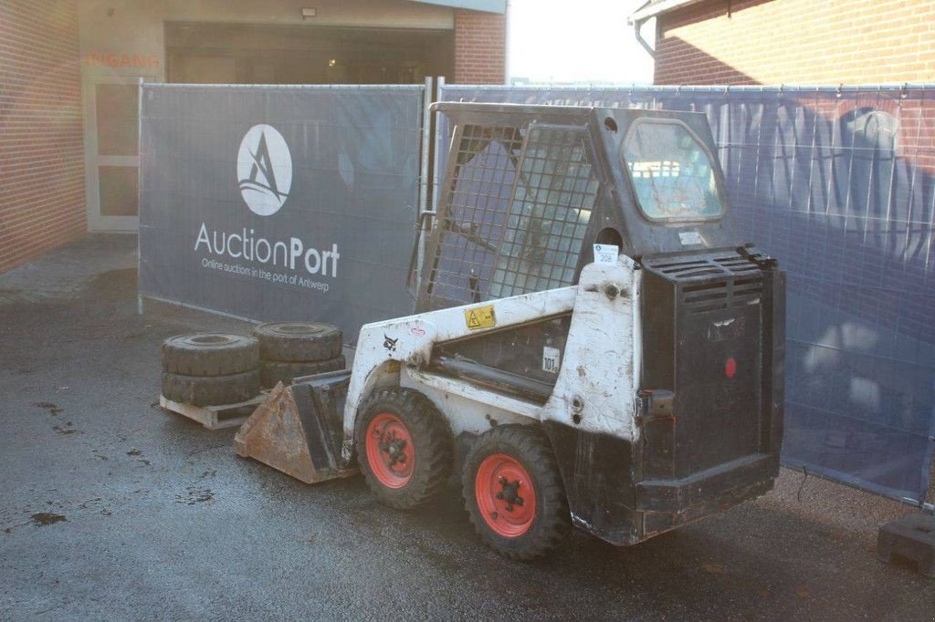Radlader of the type Bobcat 530, Gebrauchtmaschine in Antwerpen (Picture 3)