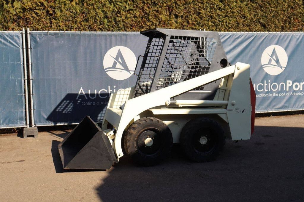 Radlader du type Bobcat 533, Gebrauchtmaschine en Antwerpen (Photo 1)