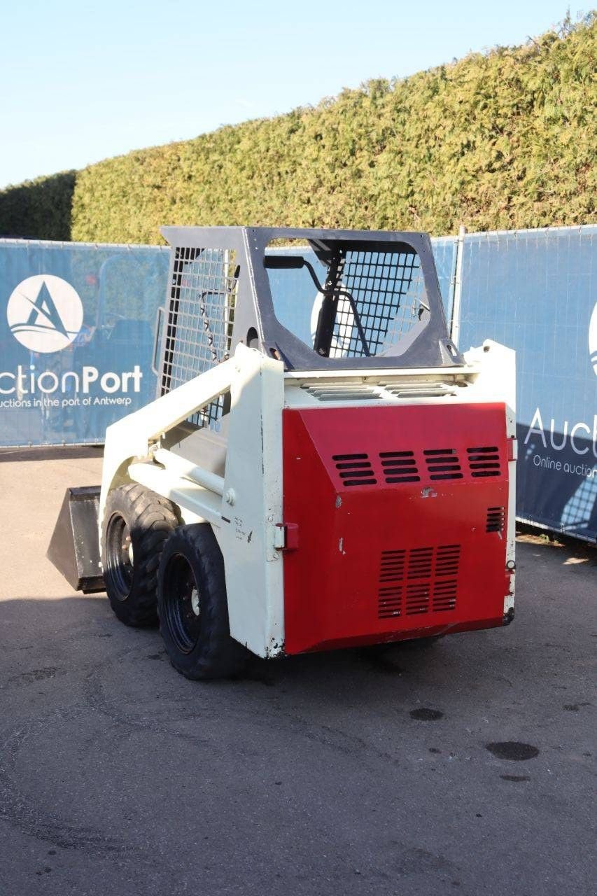 Radlader du type Bobcat 533, Gebrauchtmaschine en Antwerpen (Photo 4)