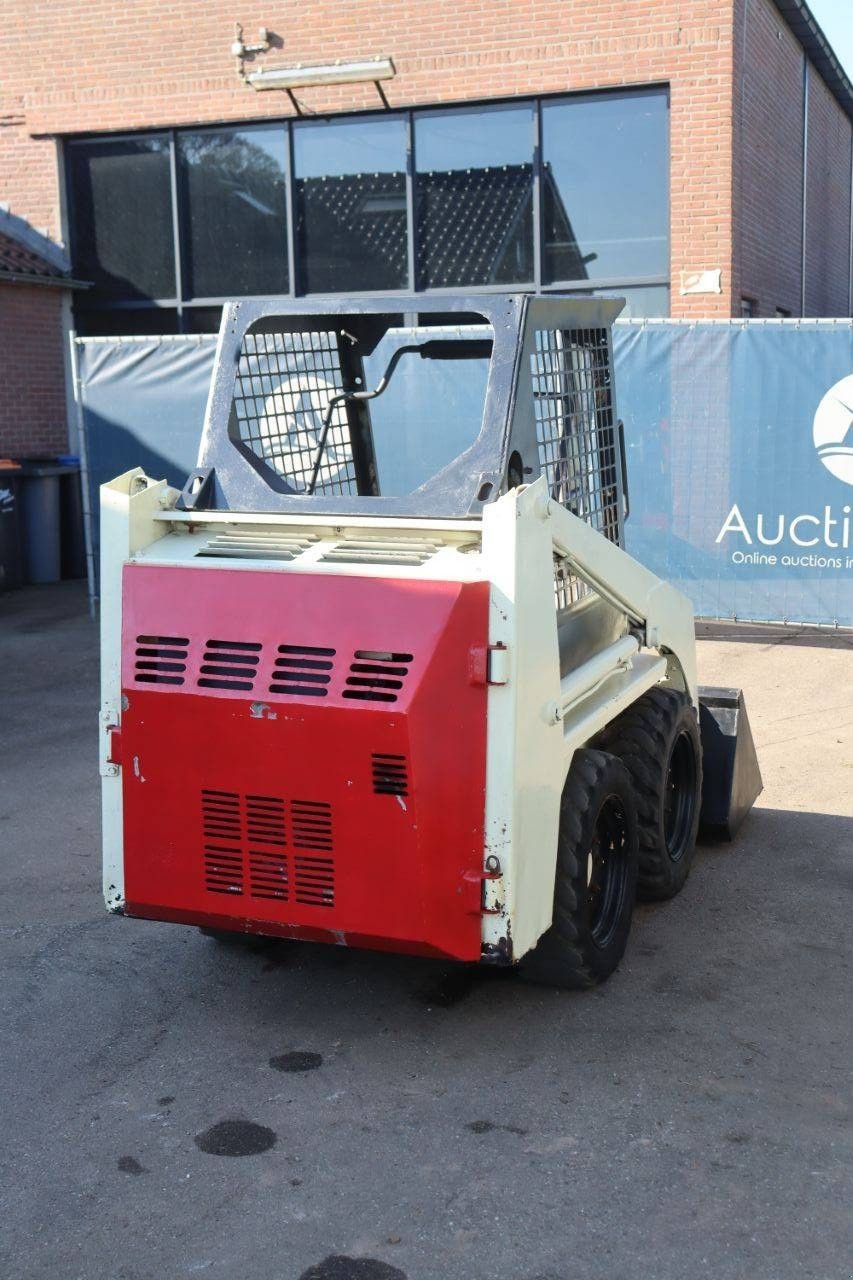 Radlader du type Bobcat 533, Gebrauchtmaschine en Antwerpen (Photo 7)