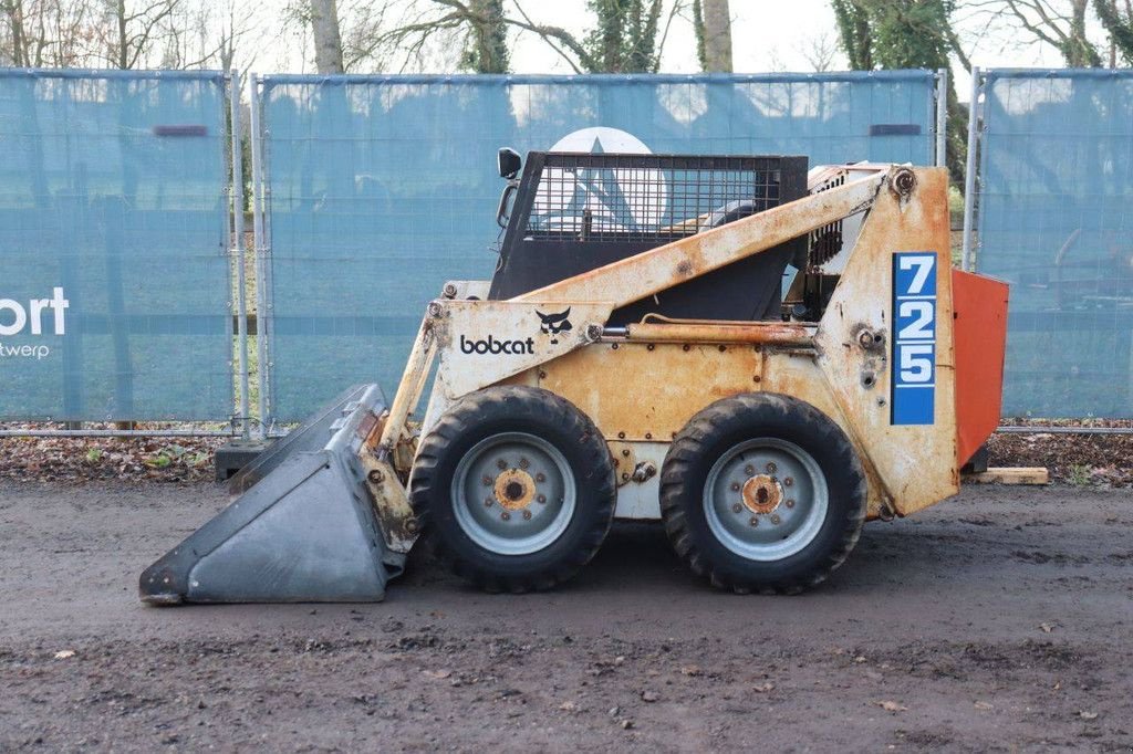 Radlader del tipo Bobcat 725, Gebrauchtmaschine en Antwerpen (Imagen 2)