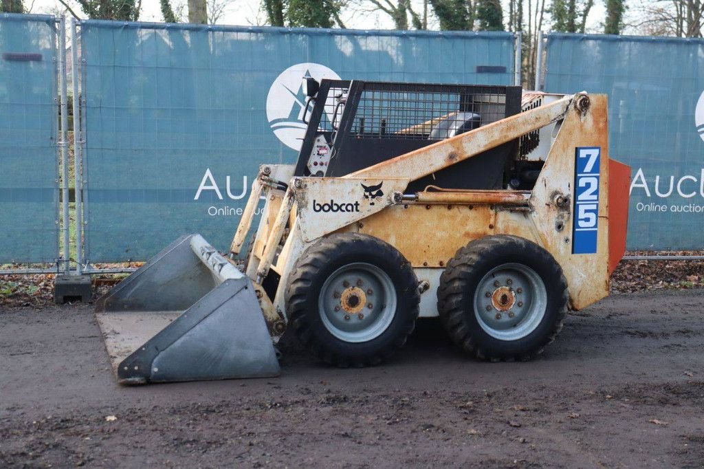 Radlader del tipo Bobcat 725, Gebrauchtmaschine en Antwerpen (Imagen 1)