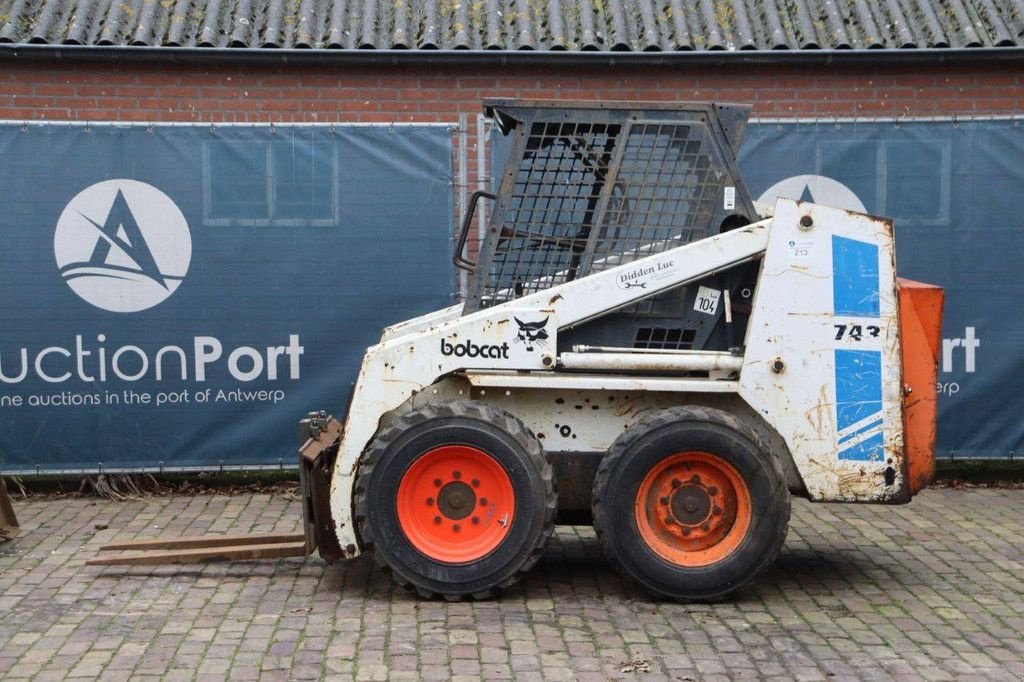 Radlader des Typs Bobcat 743, Gebrauchtmaschine in Antwerpen (Bild 2)