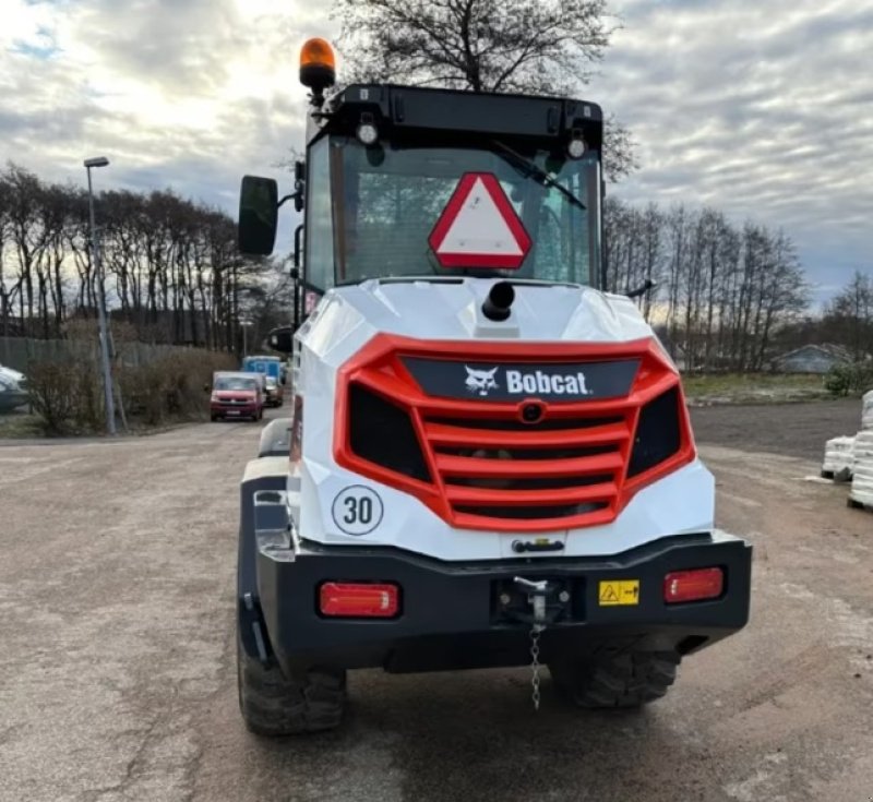 Radlader des Typs Bobcat L 85, Gebrauchtmaschine in Paderborn (Bild 2)