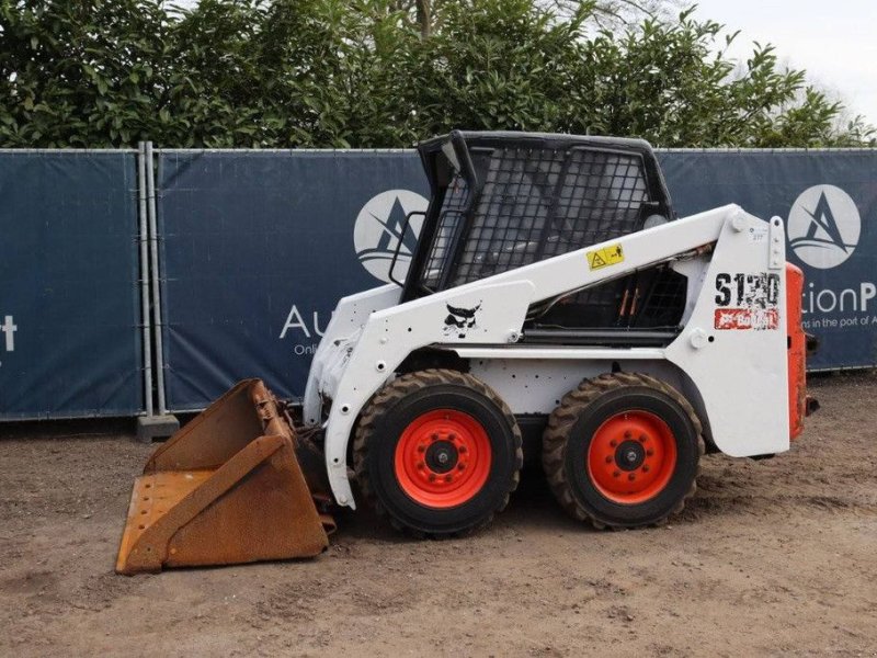 Bobcat S130, Gebrauchtmaschine, Baujahr: 2011 (Bild 1) Radlader des Typs Bobcat S130, Gebrauchtmaschine in Antwerpen (Bild 1)