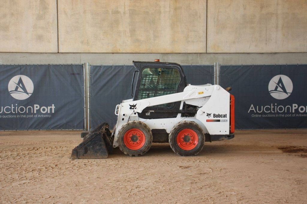Radlader des Typs Bobcat S550, Gebrauchtmaschine in Antwerpen (Bild 2)