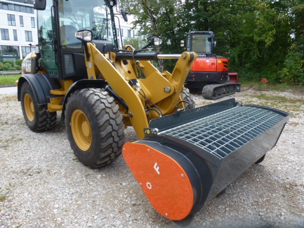 Radlader of the type C&F SRL BMX 650T, Neumaschine in Garching  (Picture 12)