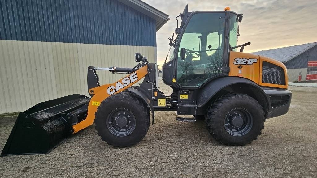 Radlader of the type Case IH 321 F, Gebrauchtmaschine in Ringe (Picture 3)
