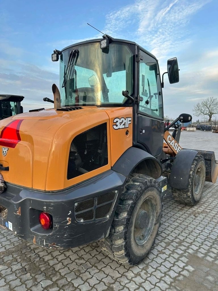 Radlader типа Case IH 321 F, Gebrauchtmaschine в Vrå, Frejlev, Hornslet & Ringsted (Фотография 4)