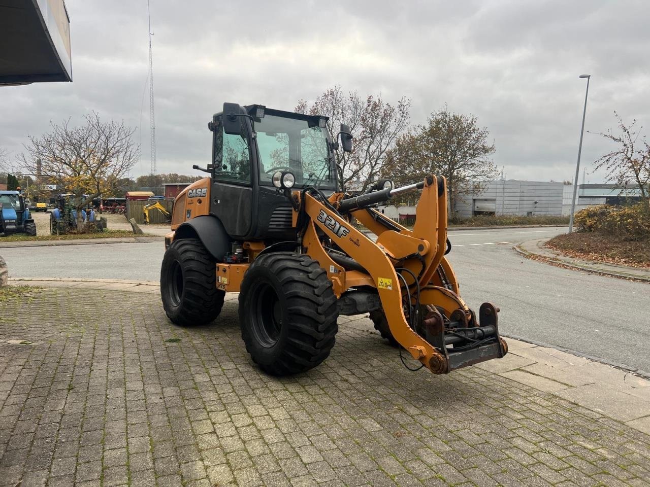 Radlader of the type Case IH 321F, Gebrauchtmaschine in Middelfart (Picture 3)