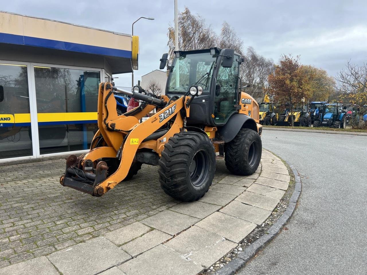 Radlader of the type Case IH 321F, Gebrauchtmaschine in Middelfart (Picture 1)
