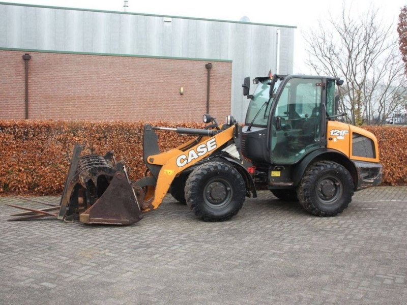 Radlader от тип Case 121F, Gebrauchtmaschine в Antwerpen (Снимка 1)