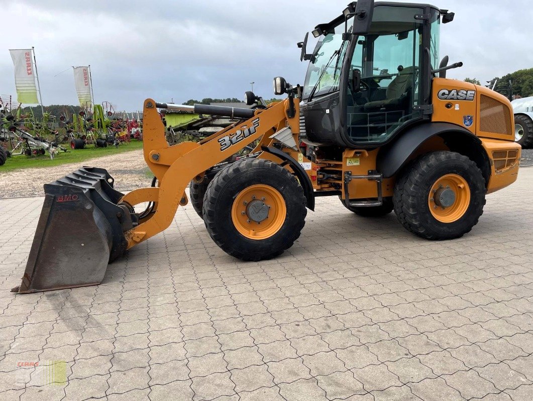 Radlader des Typs Case 321 F, Schaufel, nur 2.909 h !, Gebrauchtmaschine in Westerstede (Bild 1)