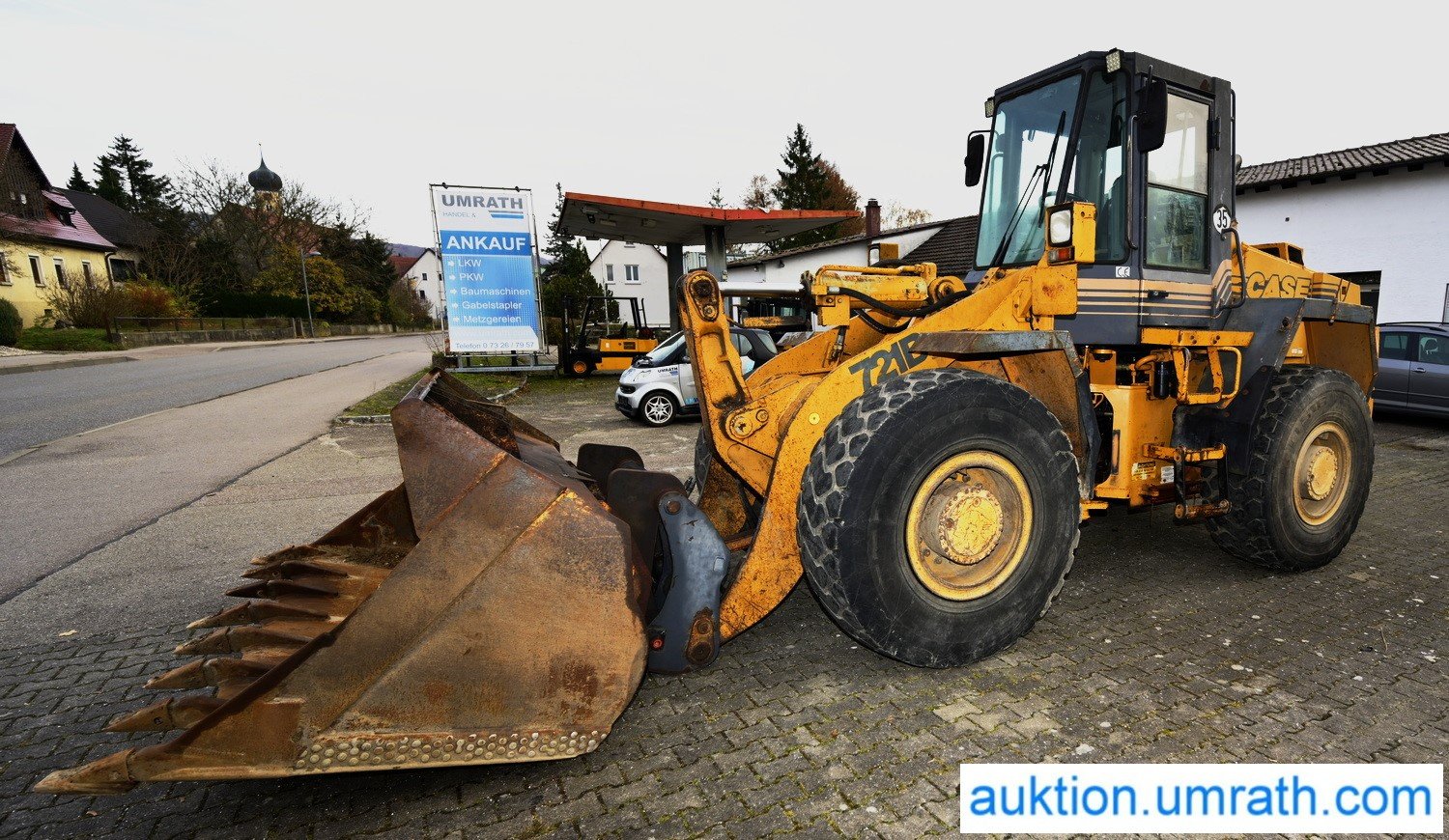 Radlader des Typs Case 721B, Gebrauchtmaschine in Neresheim (Bild 1)