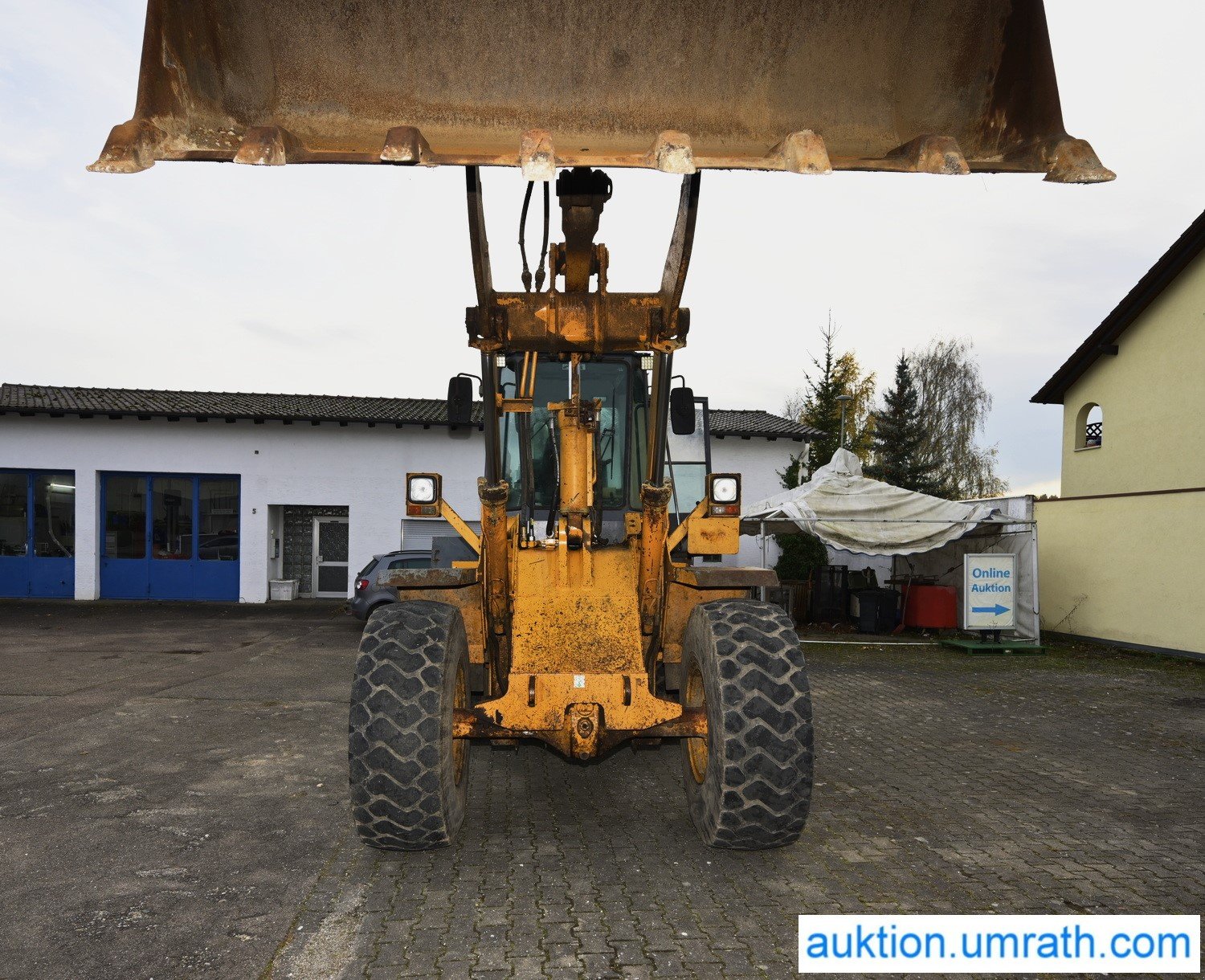 Radlader des Typs Case 721B, Gebrauchtmaschine in Neresheim (Bild 13)