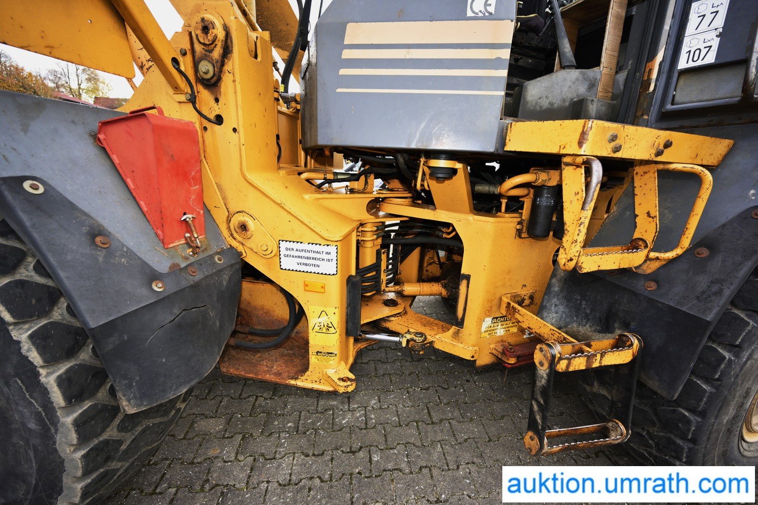 Radlader des Typs Case 721B, Gebrauchtmaschine in Neresheim (Bild 18)