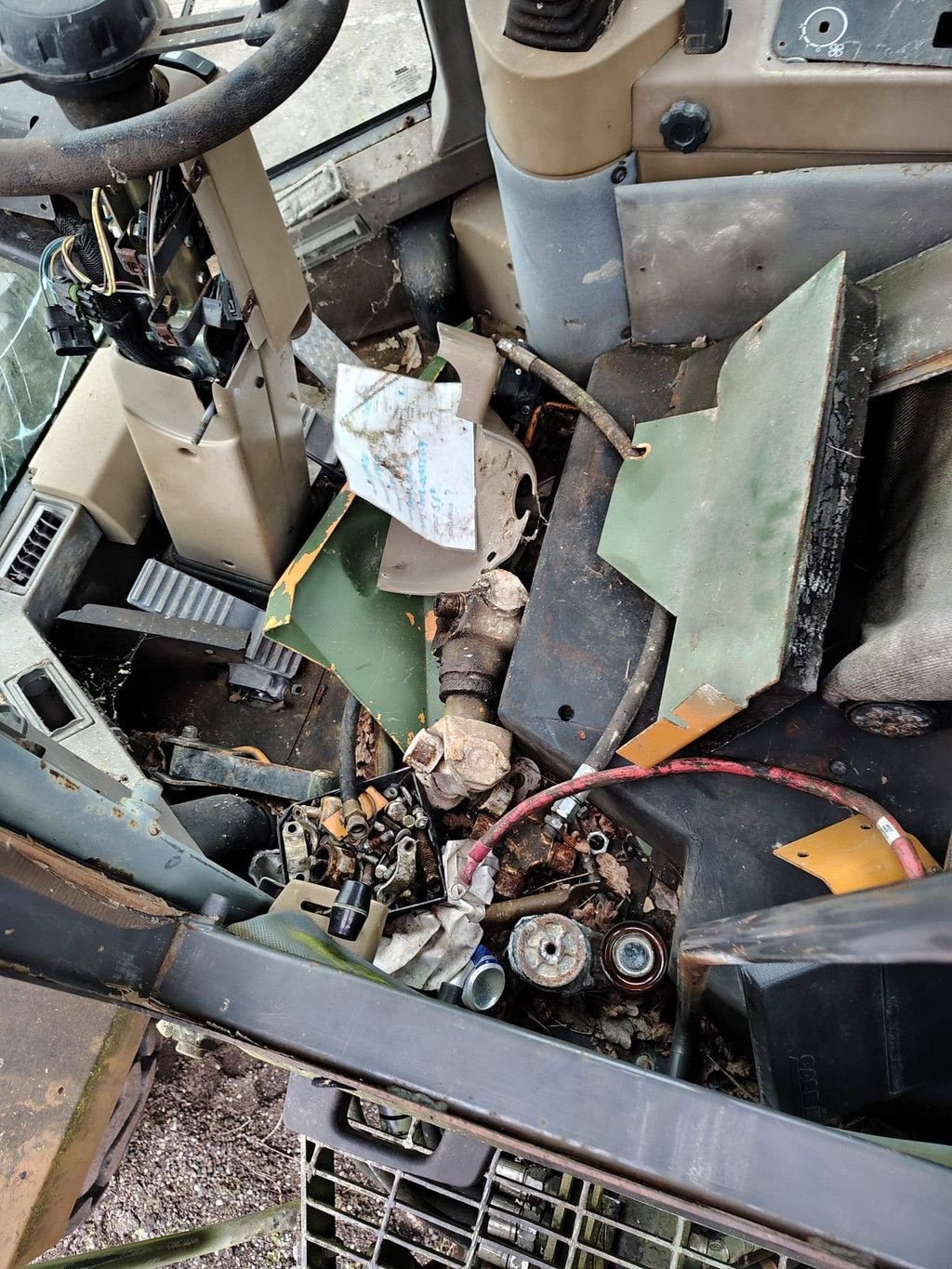 Radlader типа Case 821C, Gebrauchtmaschine в Antwerpen (Фотография 5)