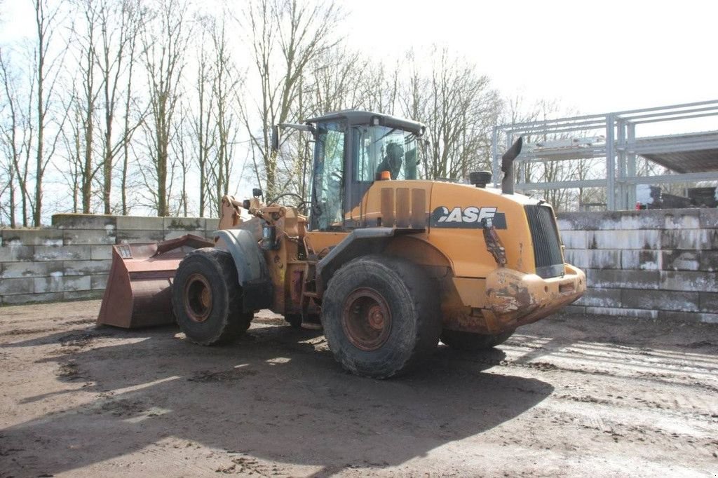 Radlader Türe ait Case 821E, Gebrauchtmaschine içinde Antwerpen (resim 3)