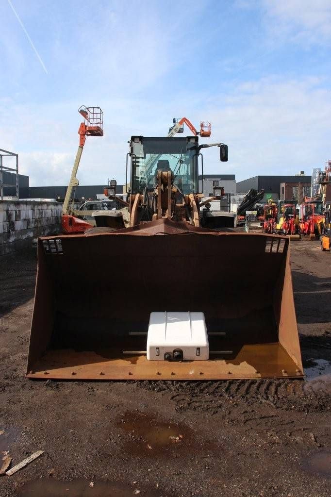 Radlader Türe ait Case 821E, Gebrauchtmaschine içinde Antwerpen (resim 8)