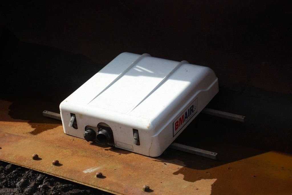 Radlader Türe ait Case 821E, Gebrauchtmaschine içinde Antwerpen (resim 11)