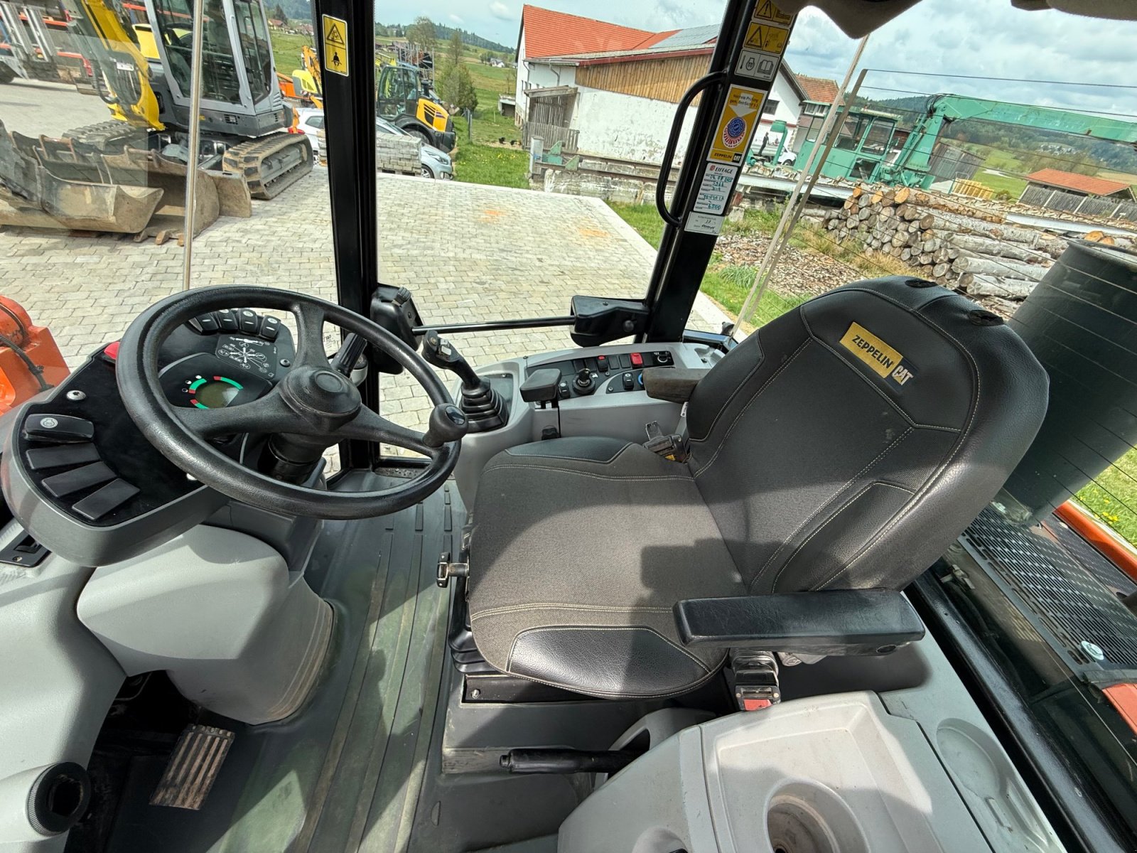 Radlader typu CAT 906 H, Gebrauchtmaschine v Neureichenau (Obrázek 12)