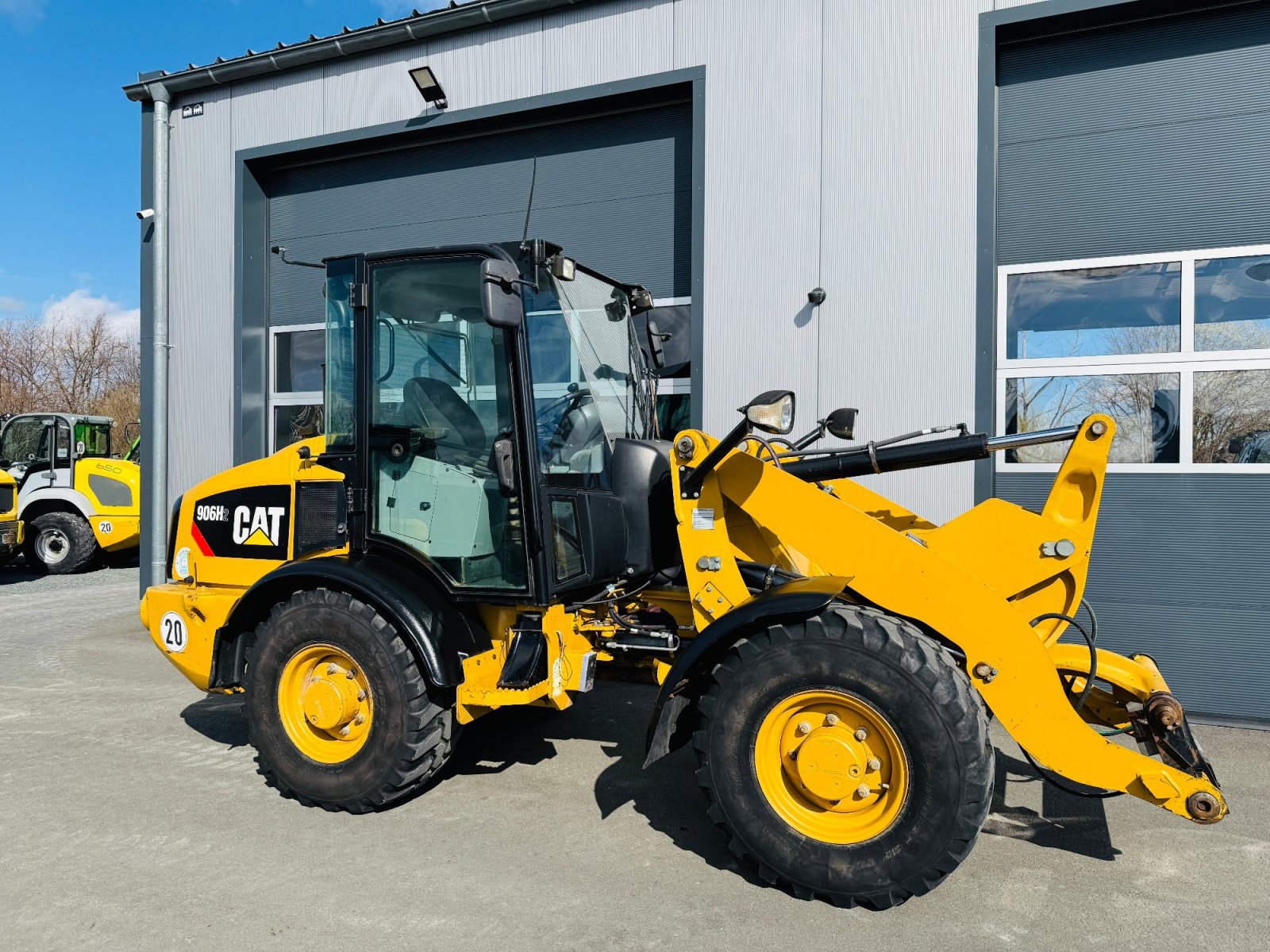 Radlader des Typs CAT 906 H2, Gebrauchtmaschine in Falkenstein (Bild 4)