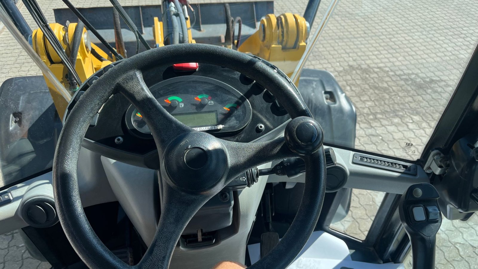 Radlader of the type CAT 906 M med skovl og gafler, Gebrauchtmaschine in Rønnede (Picture 9)