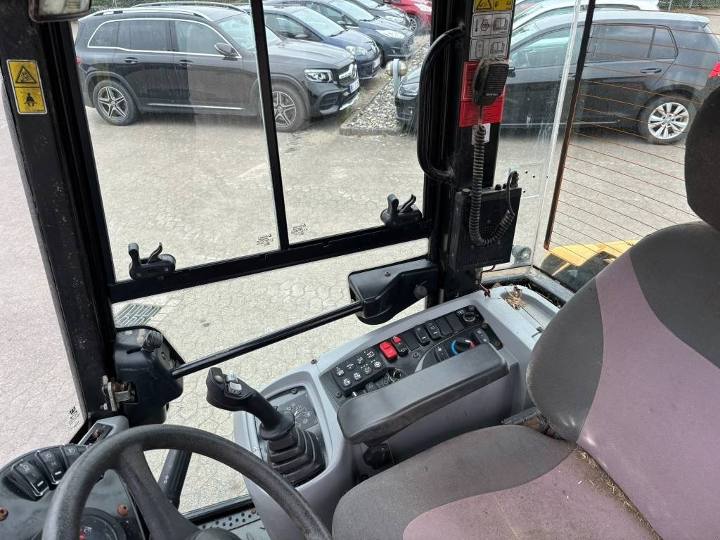 Radlader of the type CAT 906 M, Gebrauchtmaschine in Ribe (Picture 24)