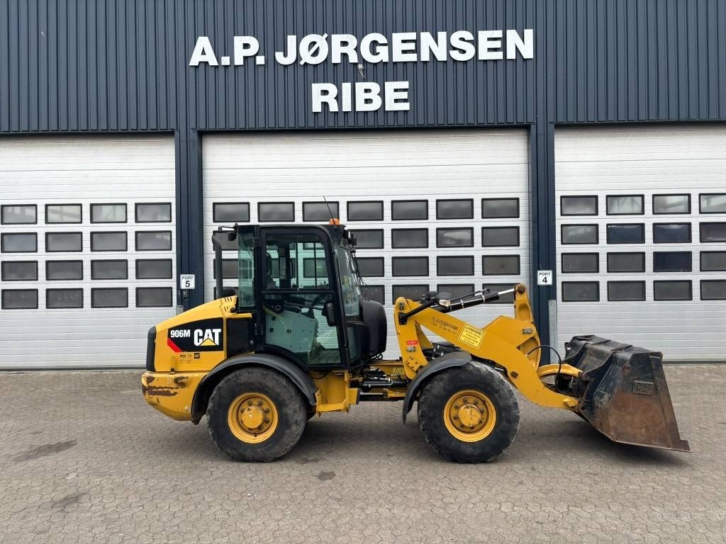 Radlader of the type CAT 906 M, Gebrauchtmaschine in Ribe (Picture 1)