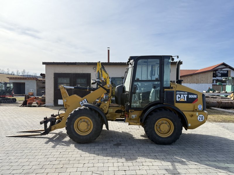CAT 906 M, Gebrauchtmaschine, Baujahr: 2018, Betriebsstunden: 693 Stunden (Bild 1) Radlader des Typs CAT 906 M, Gebrauchtmaschine in Neureichenau (Bild 1)