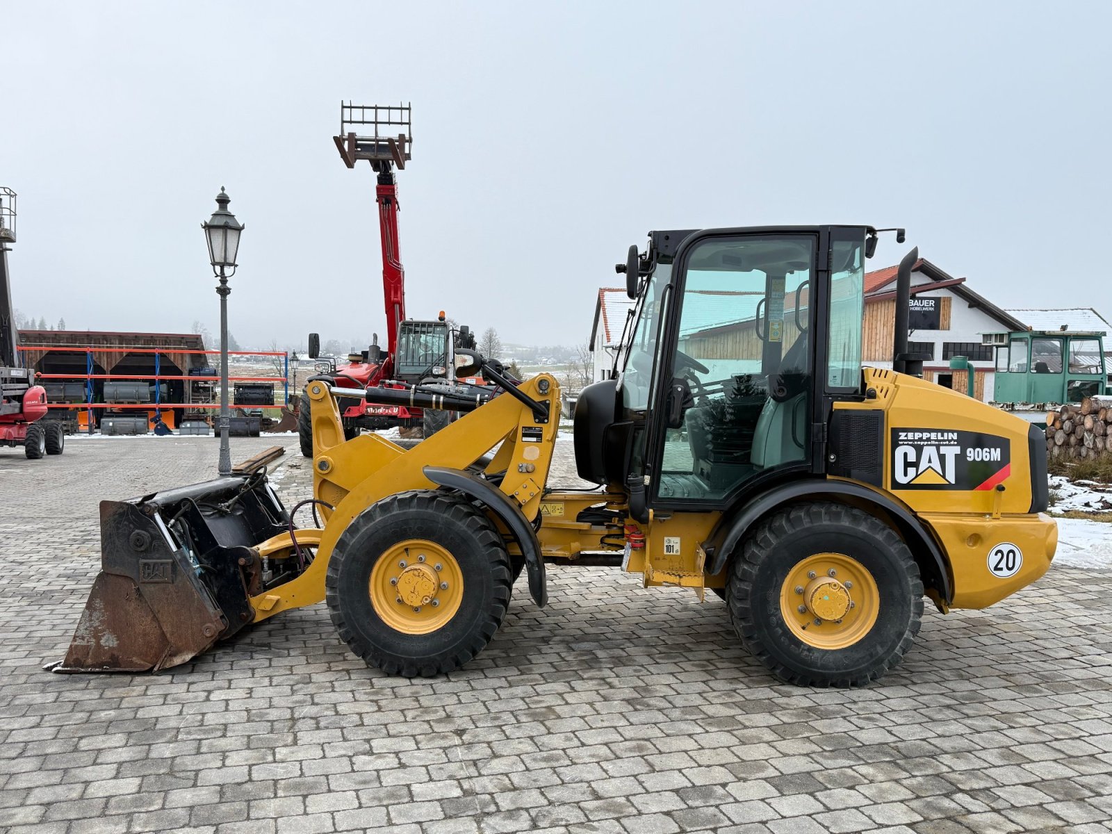 Radlader типа CAT 906 M, Gebrauchtmaschine в Neureichenau (Фотография 1)