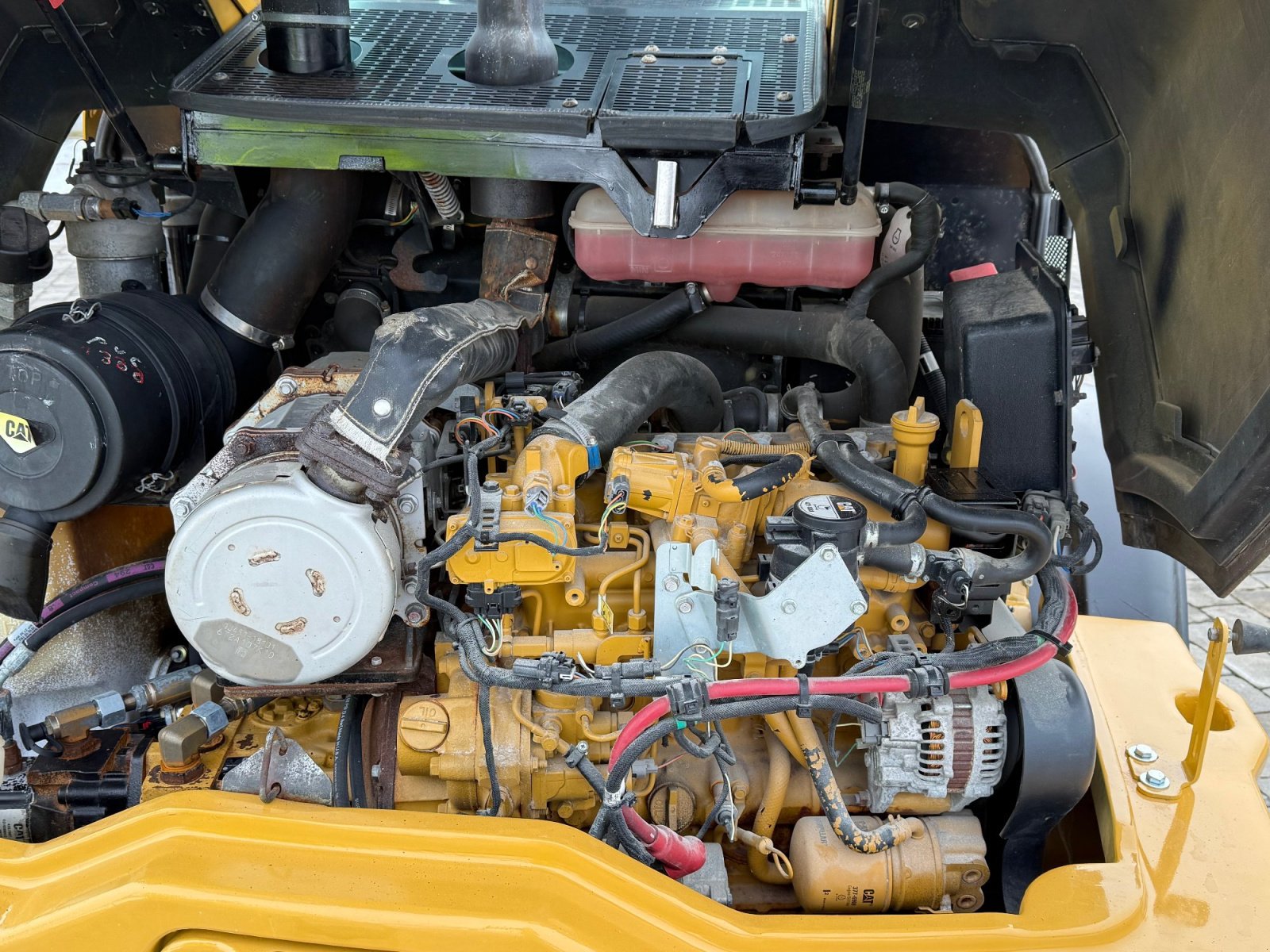 Radlader типа CAT 906 M, Gebrauchtmaschine в Neureichenau (Фотография 9)