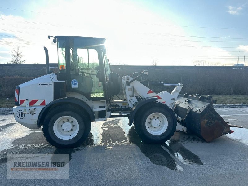 Radlader типа CAT 908 M, Gebrauchtmaschine в Altenfelden