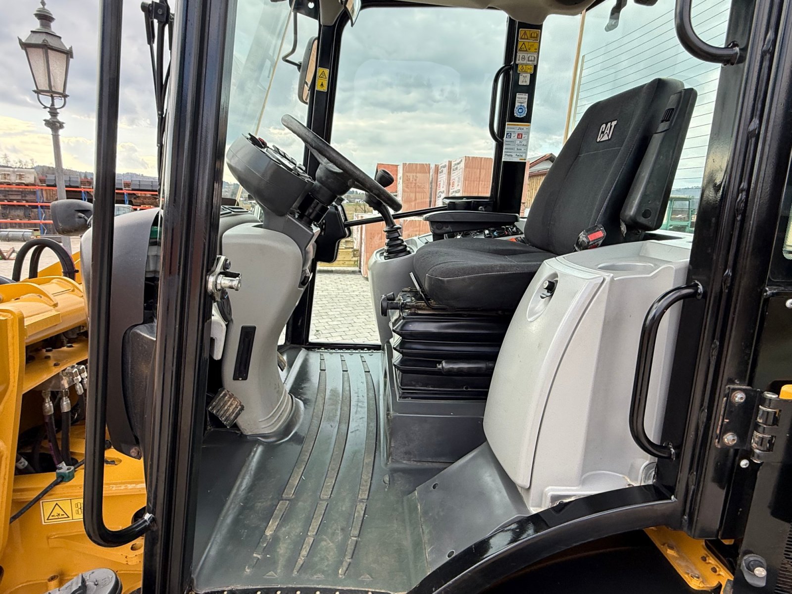 Radlader des Typs CAT 908 M, Gebrauchtmaschine in Neureichenau (Bild 11)