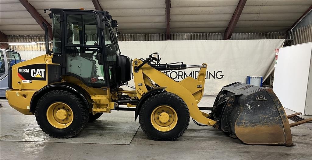 Radlader typu CAT 908, Gebrauchtmaschine v Ølen (Obrázek 4)